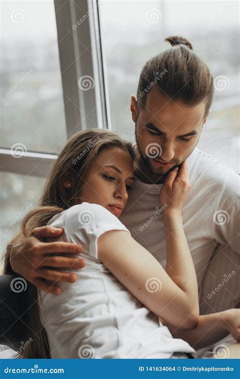 Couple Making Love Images – Browse 194,128 Stock Photos